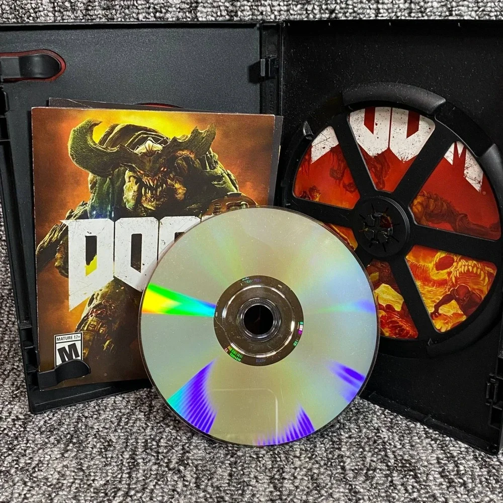 Bethesda DOOM PC Game Mature DVD ROM Yellow Demon Multiplayer Pack Shooter